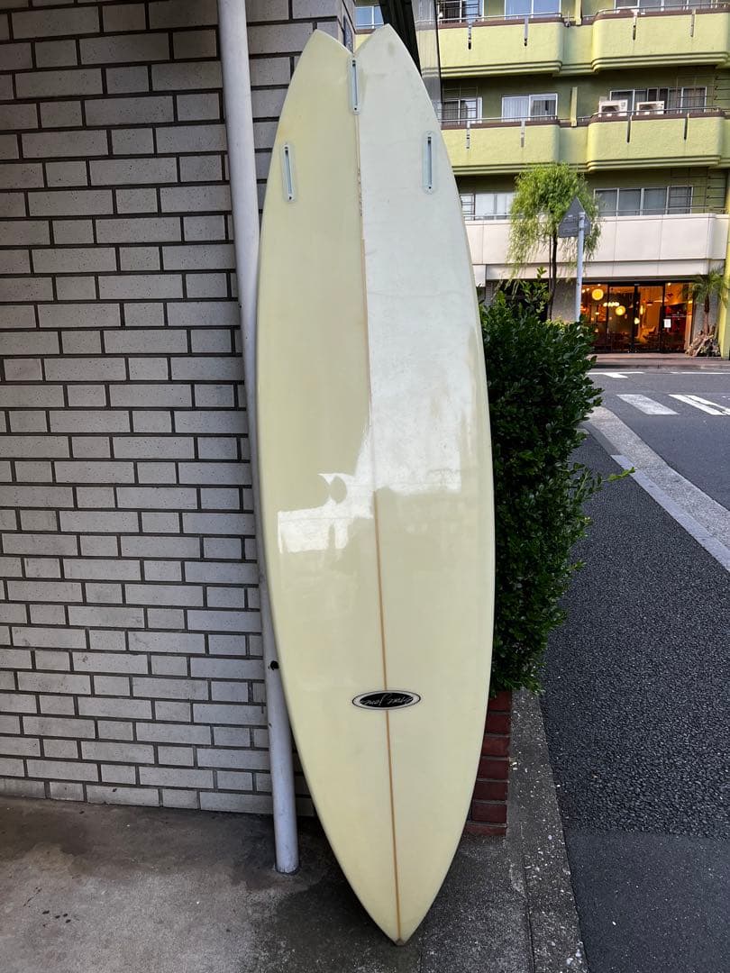 Bruce Jones 7’2” スラスター　サーフボード