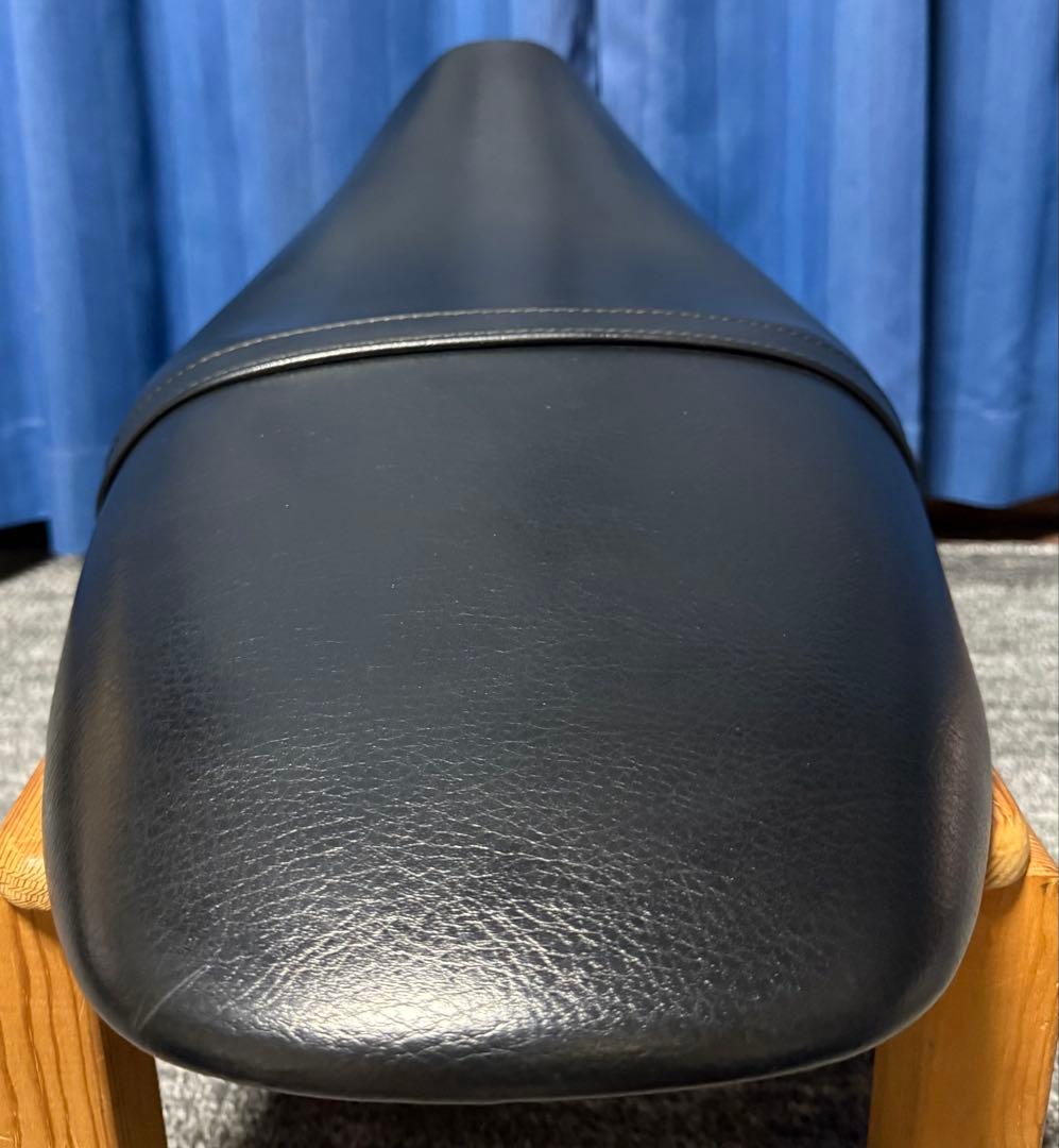 ヤM 良品 SUZUKI スズキ GSF1200 純正 シート
