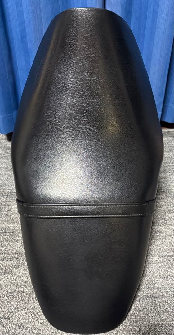 ヤM 良品 SUZUKI スズキ GSF1200 純正 シート