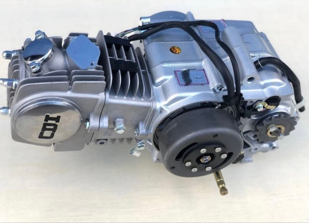 新品遠心クラッチ125CCエンジン カブ修理交換用 6コイル12Vキック始動