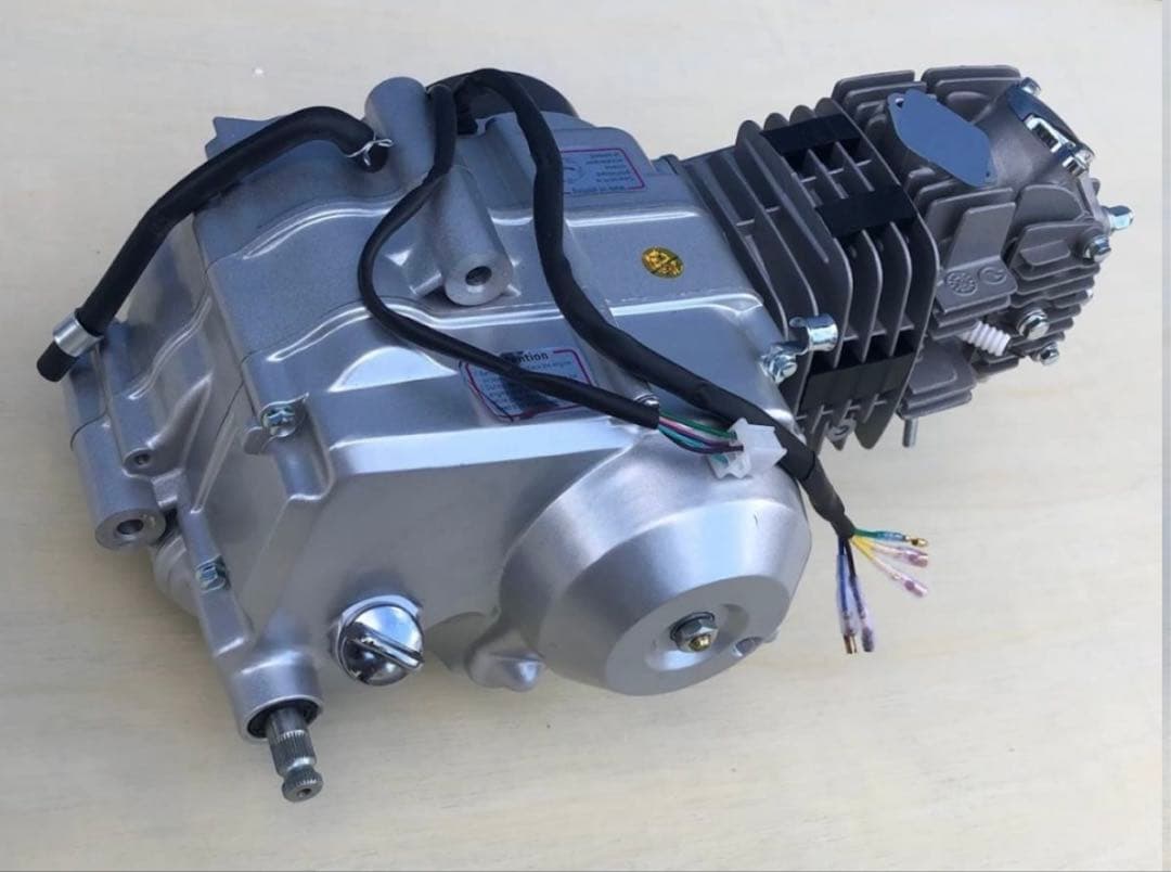 新品遠心クラッチ125CCエンジン カブ修理交換用 6コイル12Vキック始動