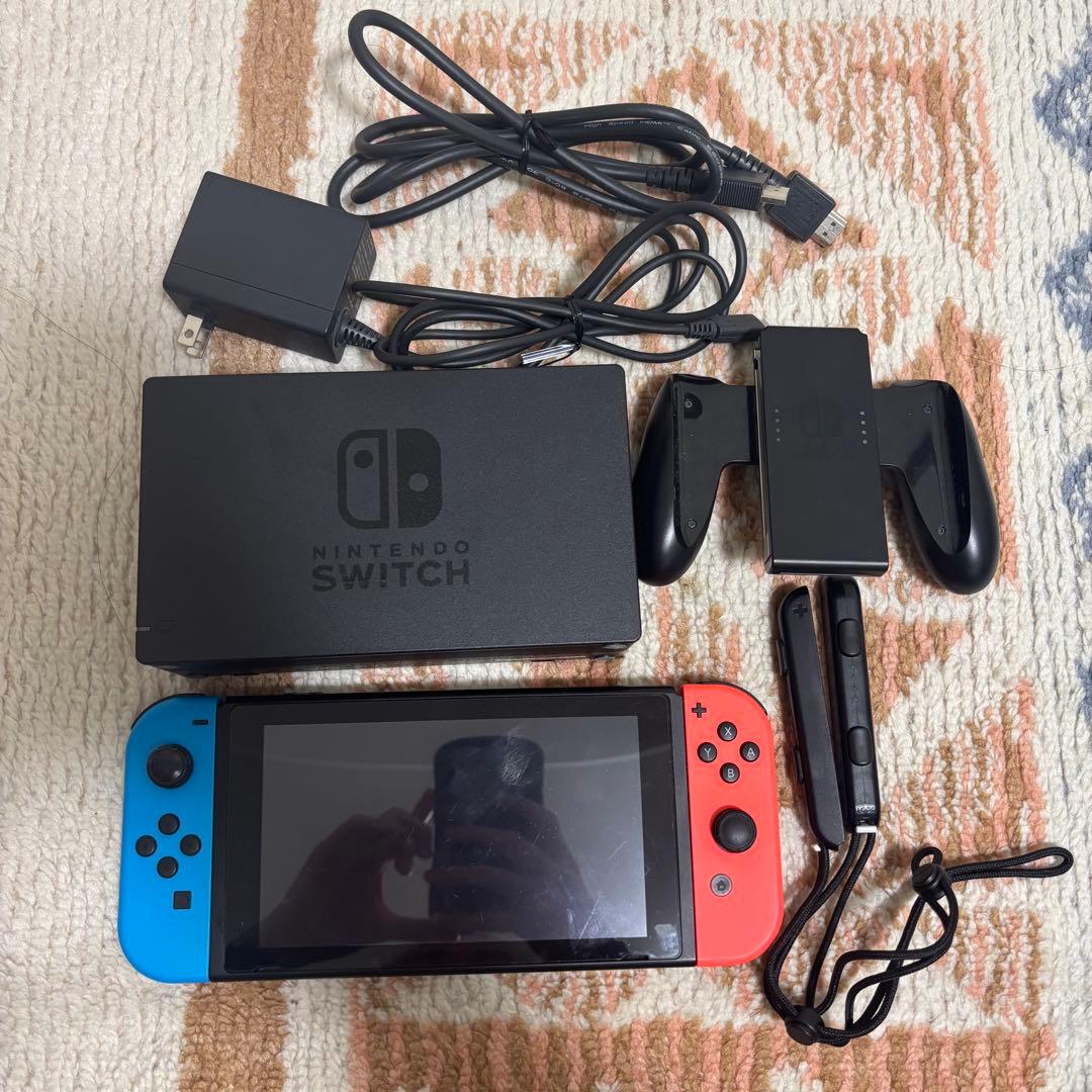 2/22まで限定確認　値段交渉要相談　Nintendo Switch 本体