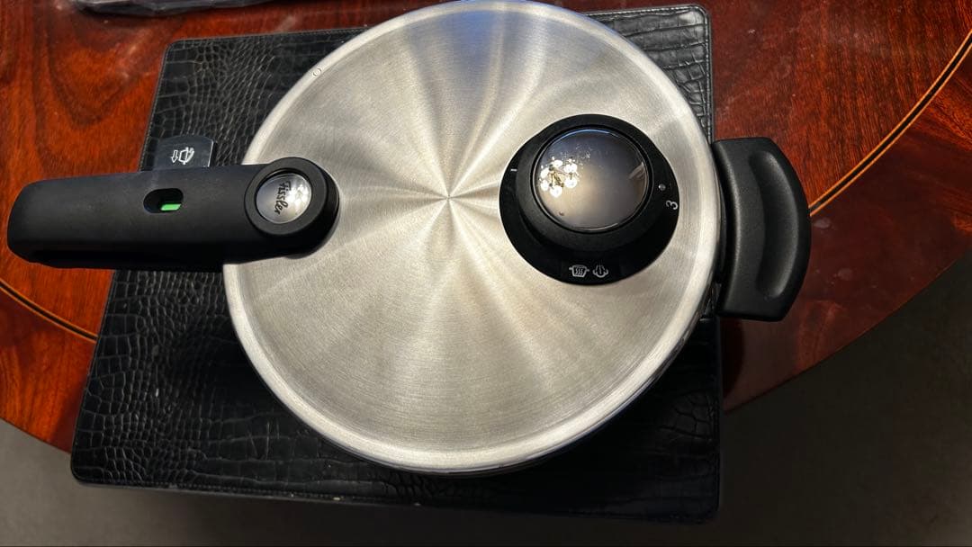 美品　FISSLER フィスラー　プレミアムプラス　4.5L 圧力鍋　ガラス蓋付