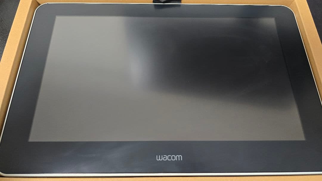 wacom one 液晶ペンタブレット 13 dtc133新品専用ペン付き