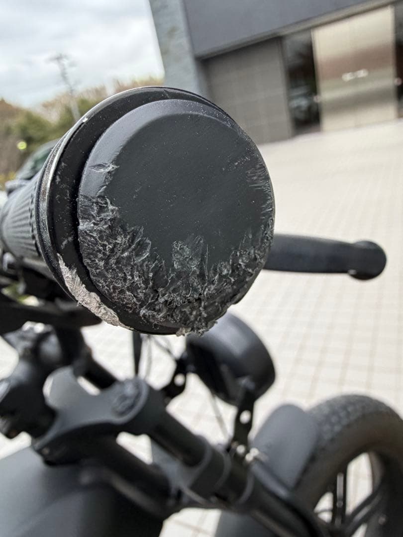 マットブラック 電動アシスト自転車 e-bike