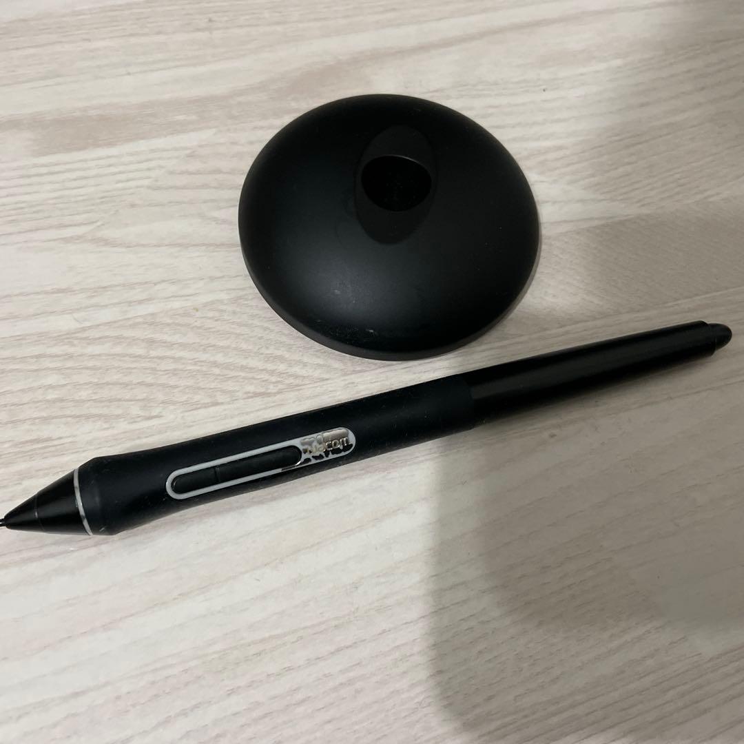 wacom intuos Pro sサイズ　PHT-460