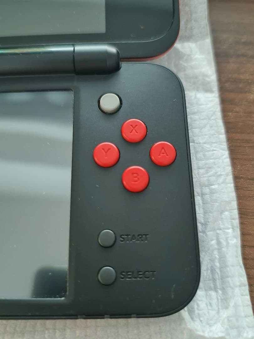 【希少カラー・箱付き】 NEWニンテンドー2DS LL マリオカート7パック