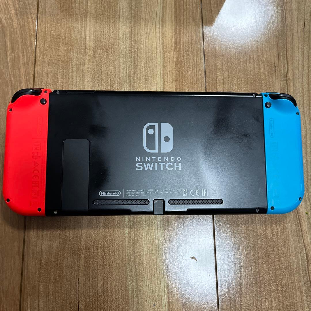 Nintendo Switch 本体 + Joy-Con（青、赤）　箱無し