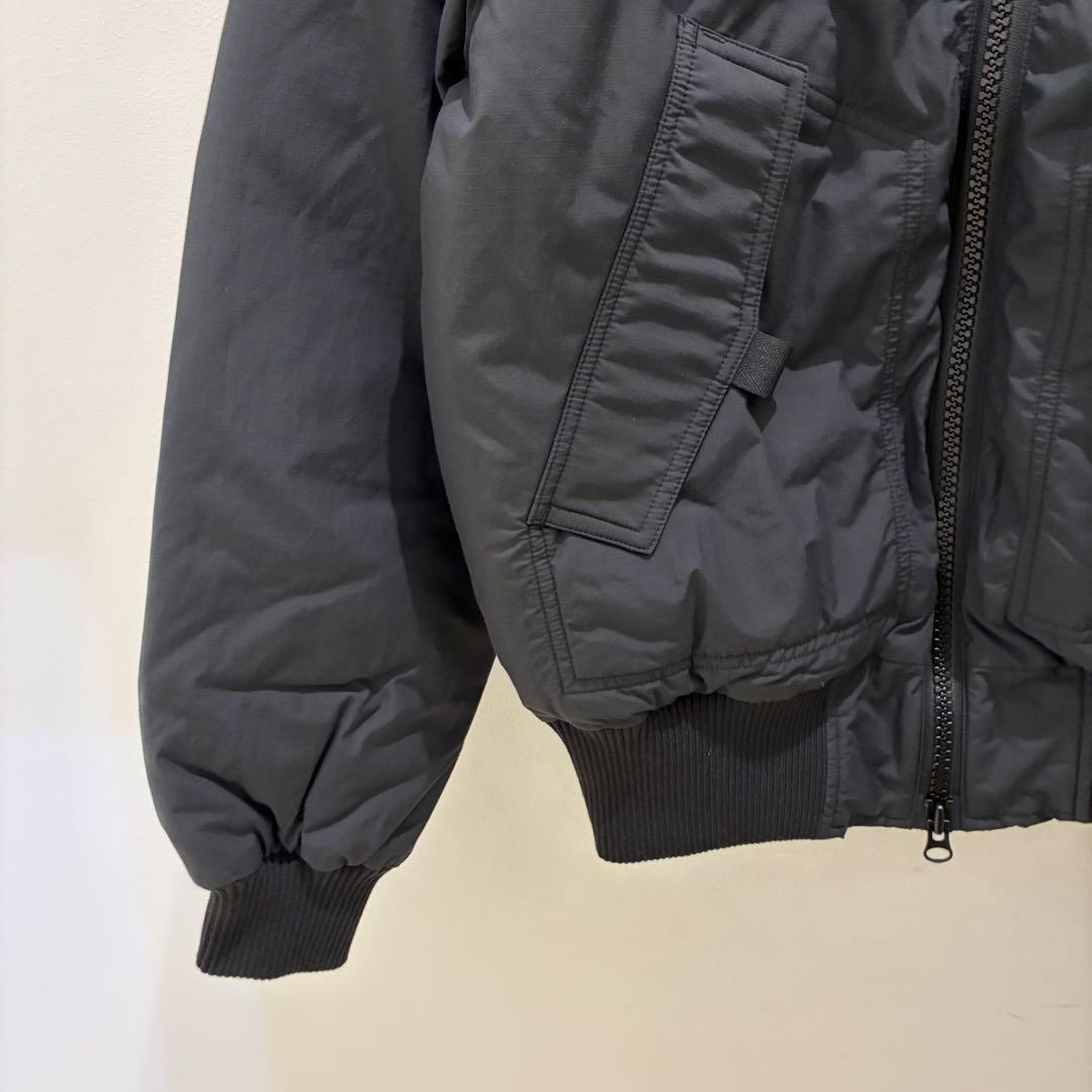   カナダグース　Frasier Bomber ダウン