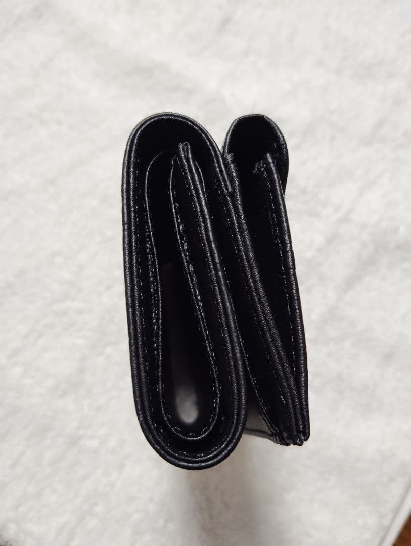 Vivienne Westwood三つ折財布　マット黒 新品　未使用