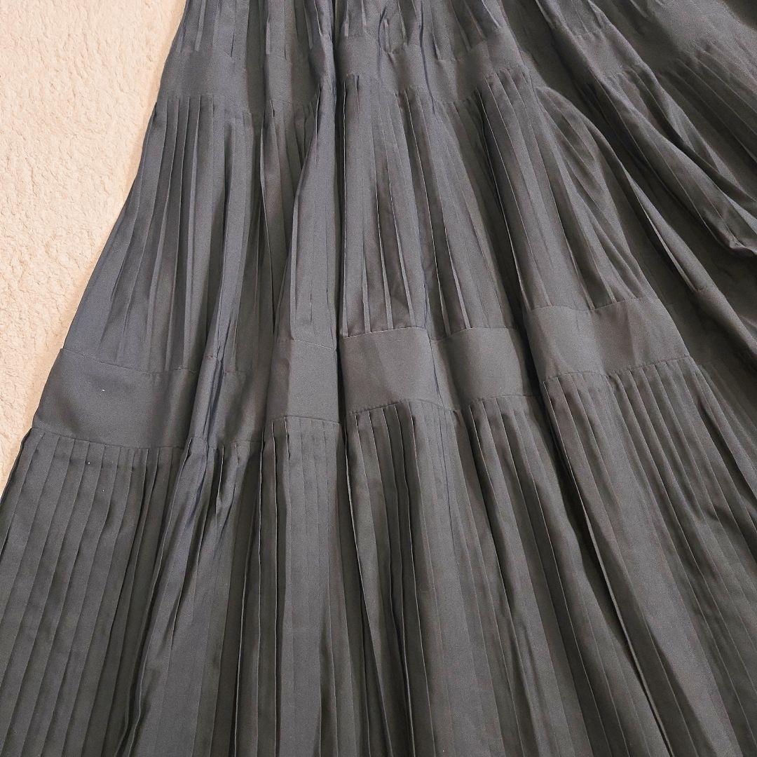 ビアズリー　プリーツティアードスカート　ダークグレー