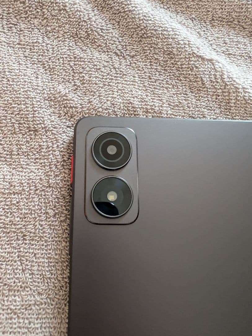 ALLODOCUBE iPlay 70 mini Ultra 本体