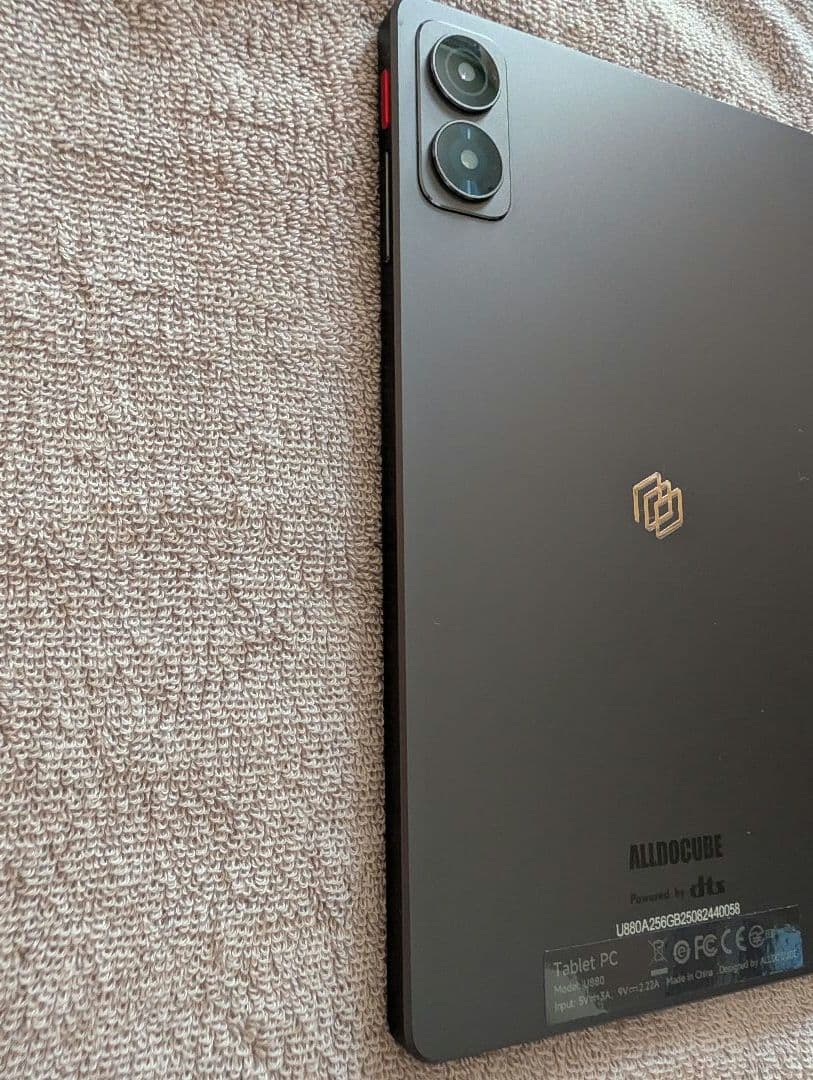 ALLODOCUBE iPlay 70 mini Ultra 本体