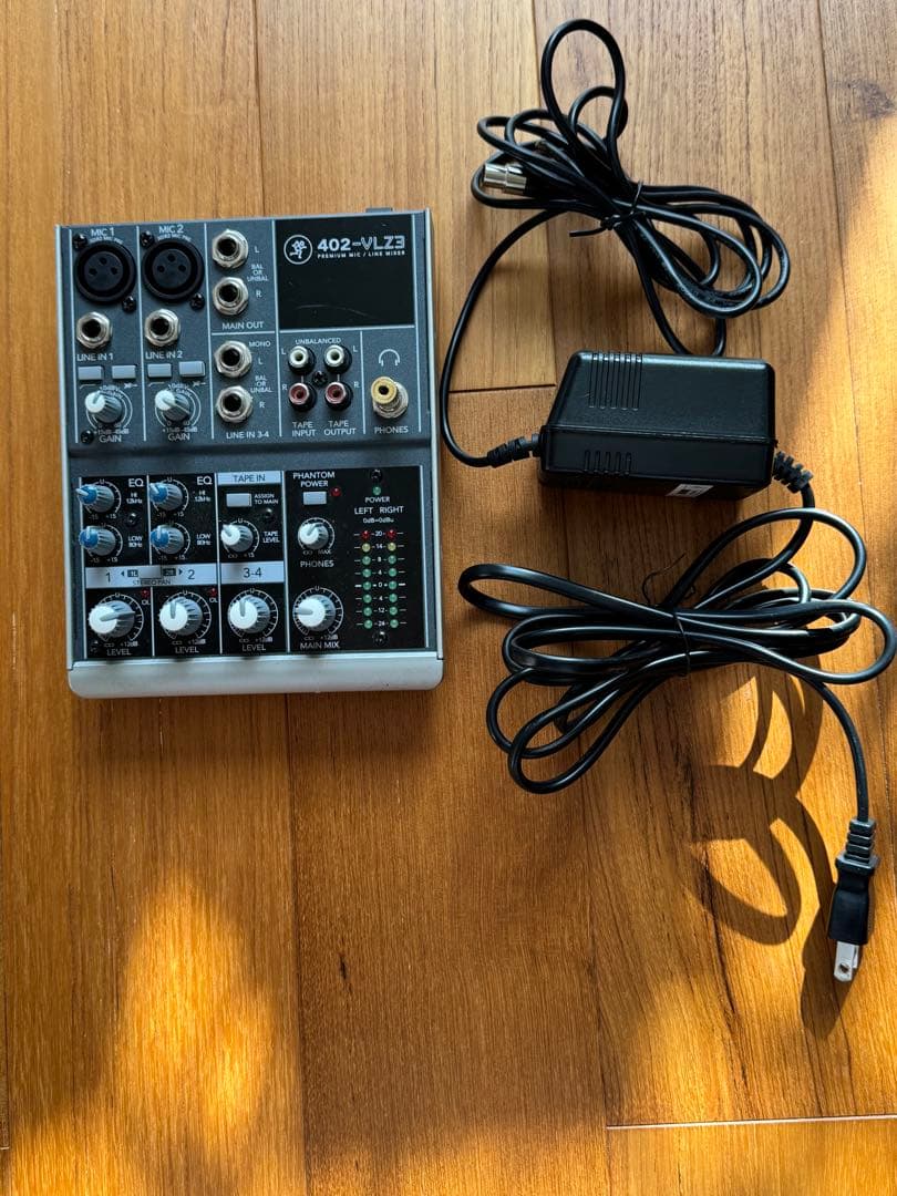 MACKIE 402-VLZ3 アナログミキサー【動作確認済・純正アダプター付】