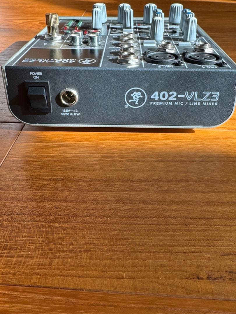 MACKIE 402-VLZ3 アナログミキサー【動作確認済・純正アダプター付】