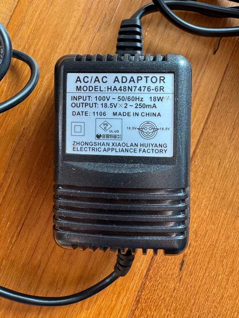 MACKIE 402-VLZ3 アナログミキサー【動作確認済・純正アダプター付】