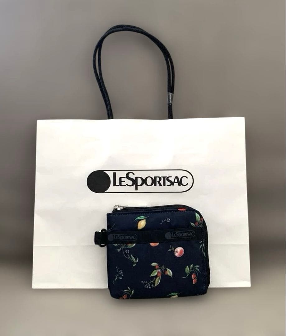 ☆レスポートサック☆　新品未使用 SLIM WALLET　フルーツ柄