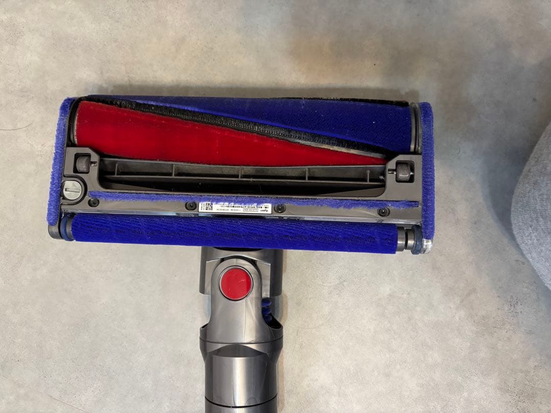 Dyson V8 Fluffy ジャンク