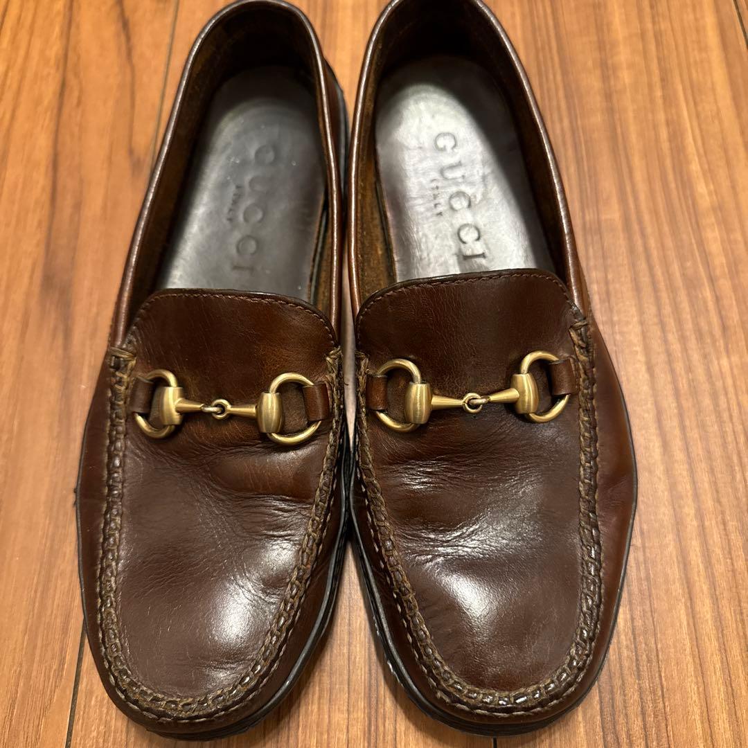 グッチ　ドライビングシューズ　Gucci モカシン 金具付き　25.5