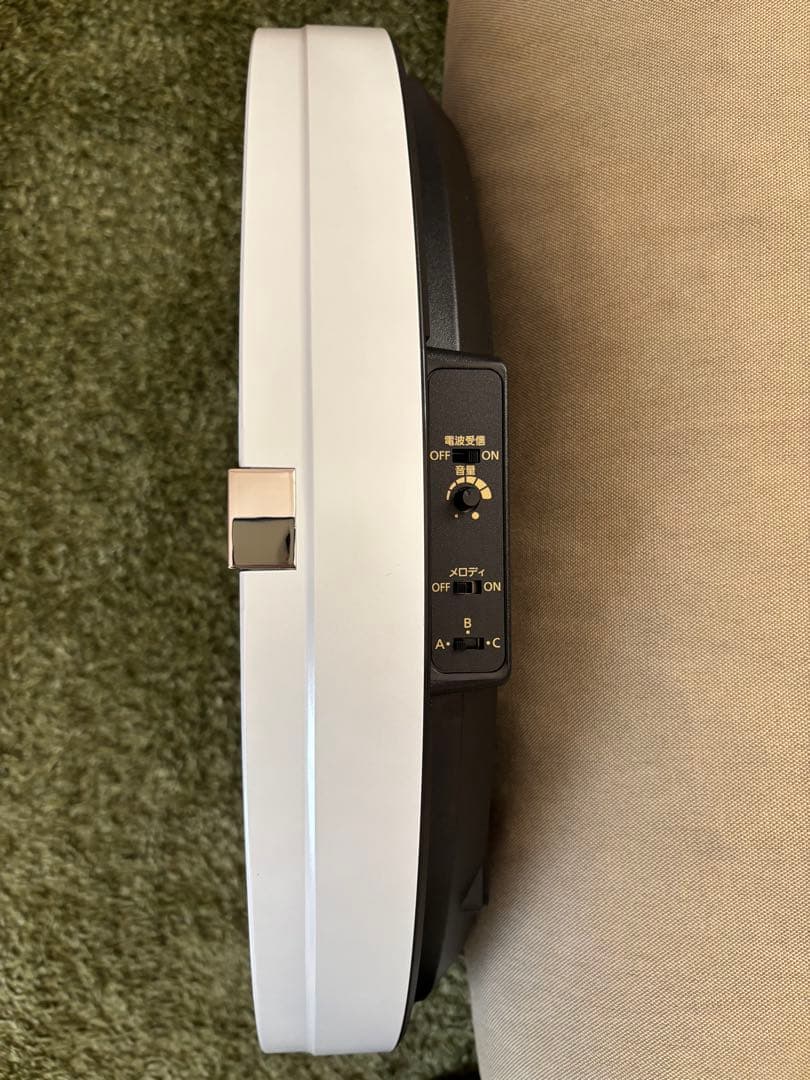 【美品】からくり時計　スモールワールドビスト　4MN537RH04 リズム