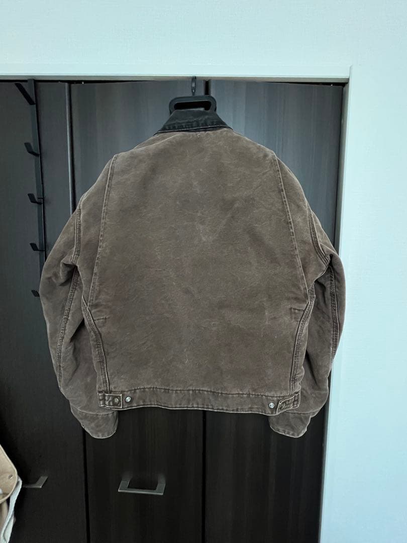 Carhartt ブラウン デトロイトジャケット J97
