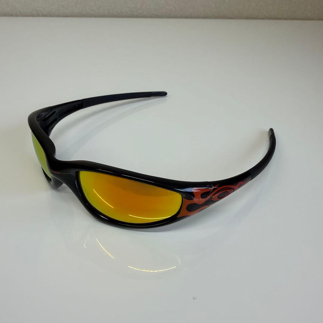 Oakley New Straight Jacket偏光レンズ　トラビススコット