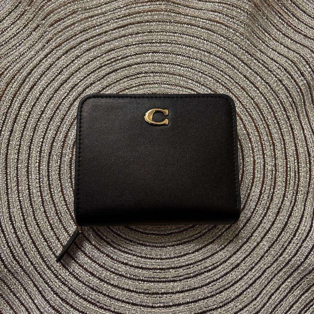 2/13(金)限定お値下げ♥︎ COACH　 二つ折り財布　ビルフォールド