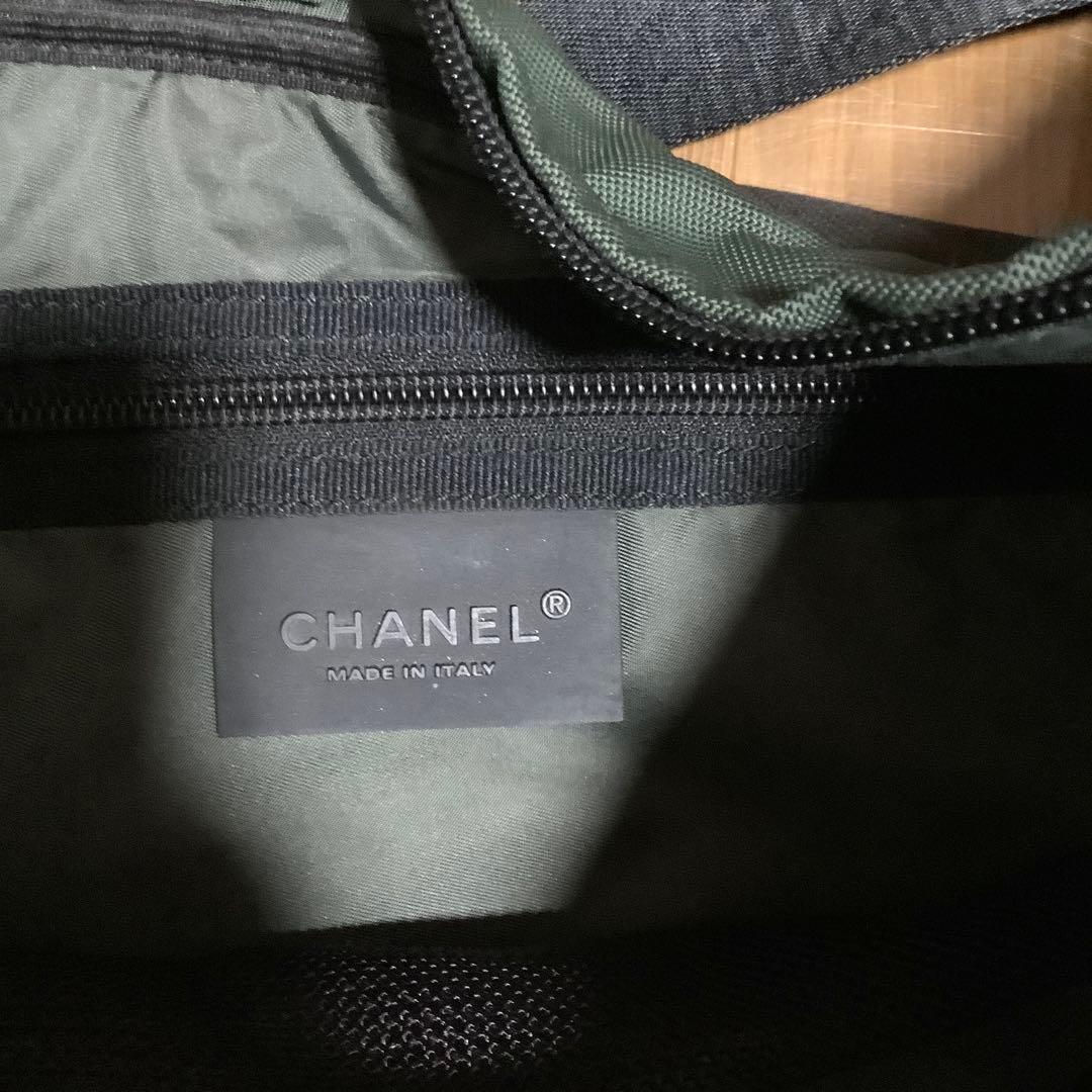Chanel ショルダーバッグ ブラック/グリーン