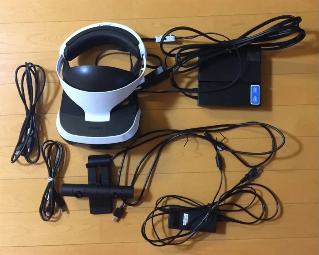 PSＶＲ&ソフト2本さらにPSVR/PS4用バッグ