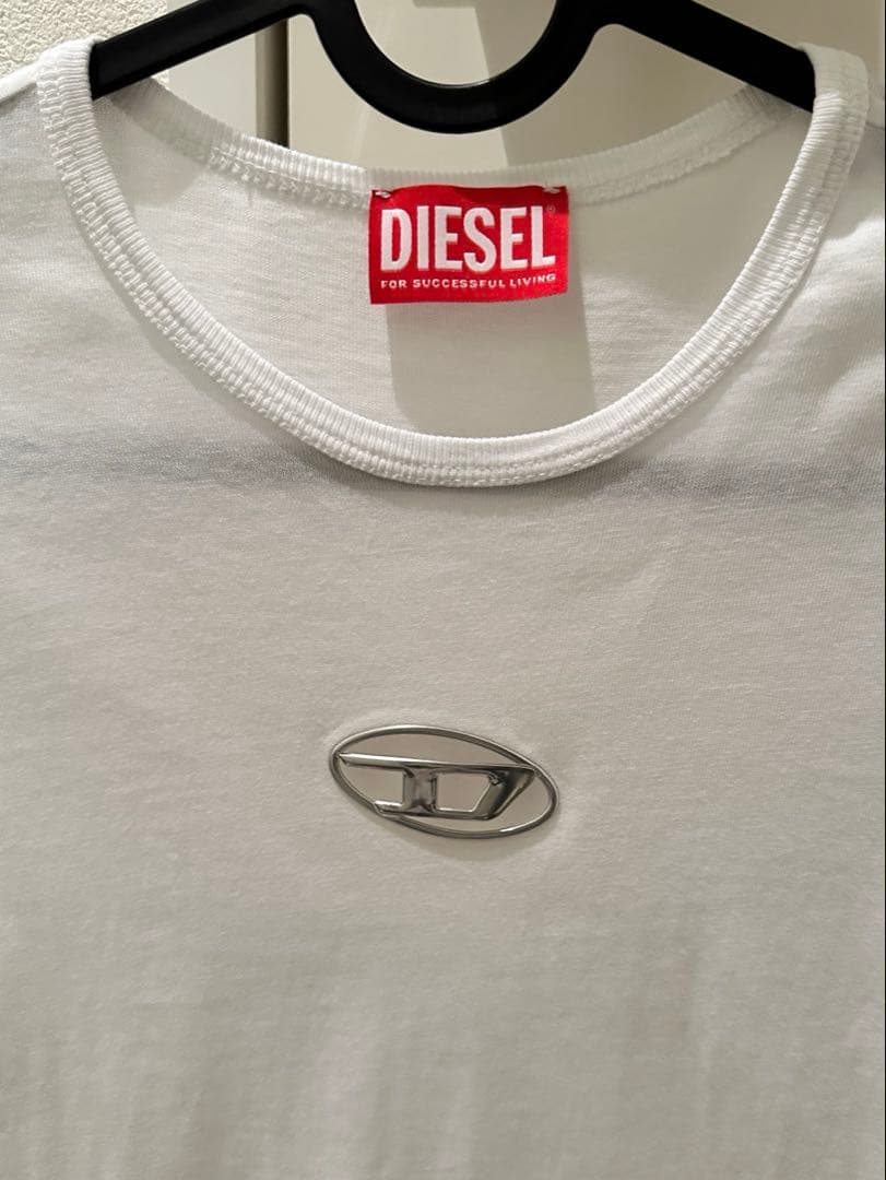 ディーゼル　tシャツ　ホワイト