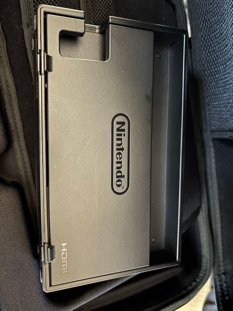 Nintendo Switch 本体 ブラック初期型　ホリパット3個セット