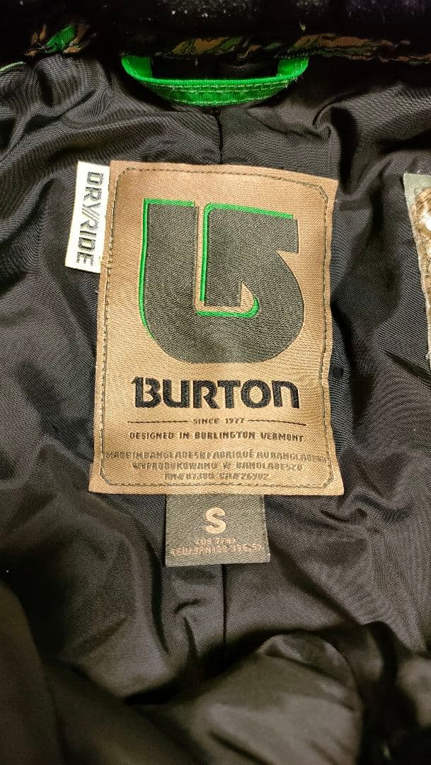 BURTON　スノーボードウェア 上下セット　Sサイズ