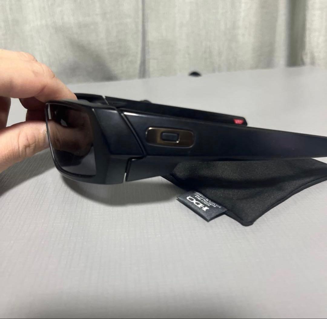 Oakley ブラック スポーツサングラス ガスカン