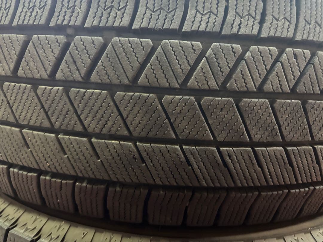 BRIDGESTONE BLIZZAK スタッドレスタイヤ 195/65R16