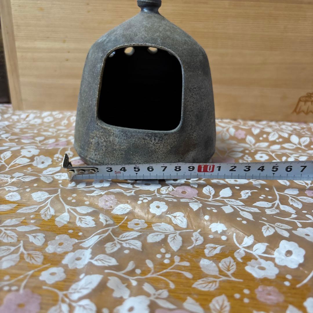 備前焼陶器製の円錐形オブジェ