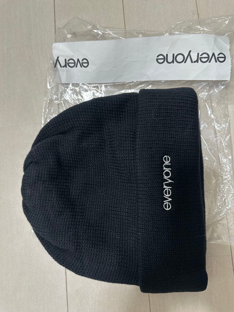 everyone COMESANDGOES beanie ブラック