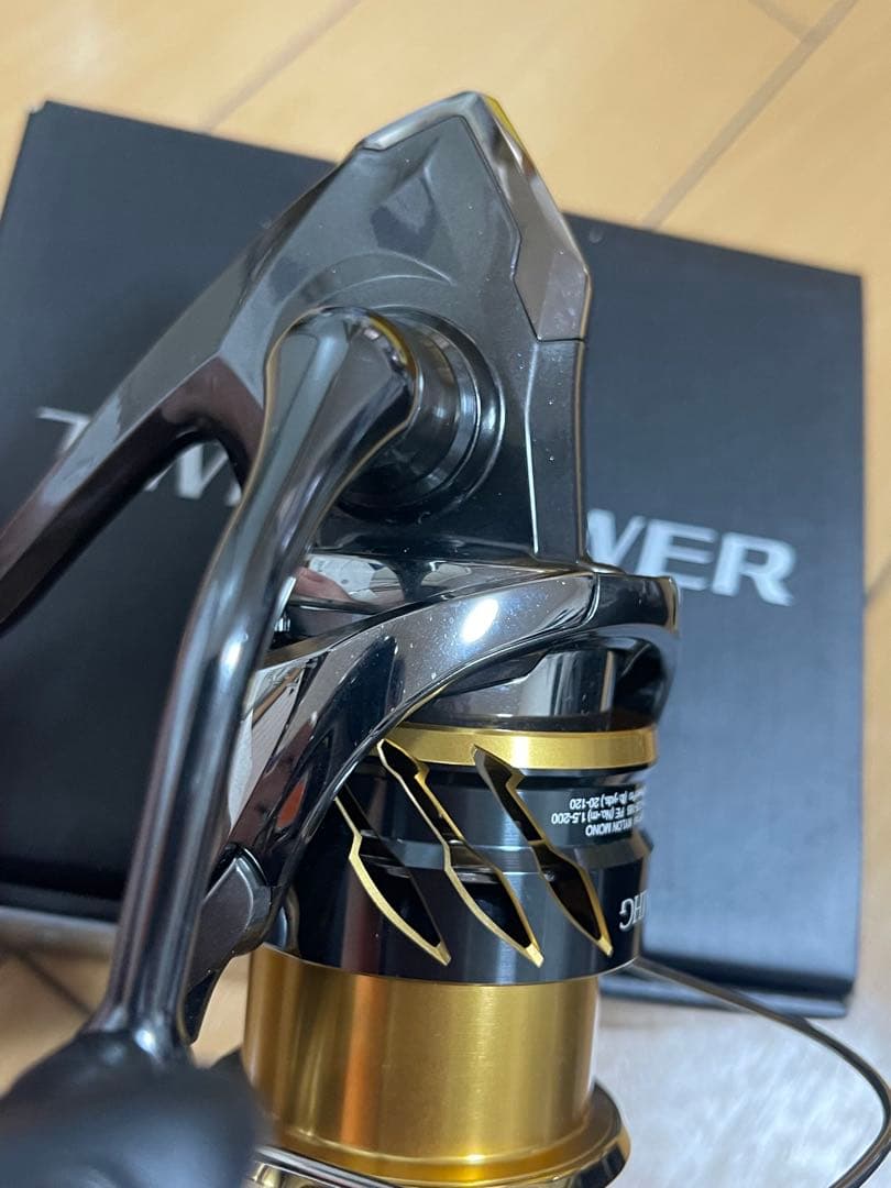 SHIMANO TWIN POWER 4000MHG スピニングリール