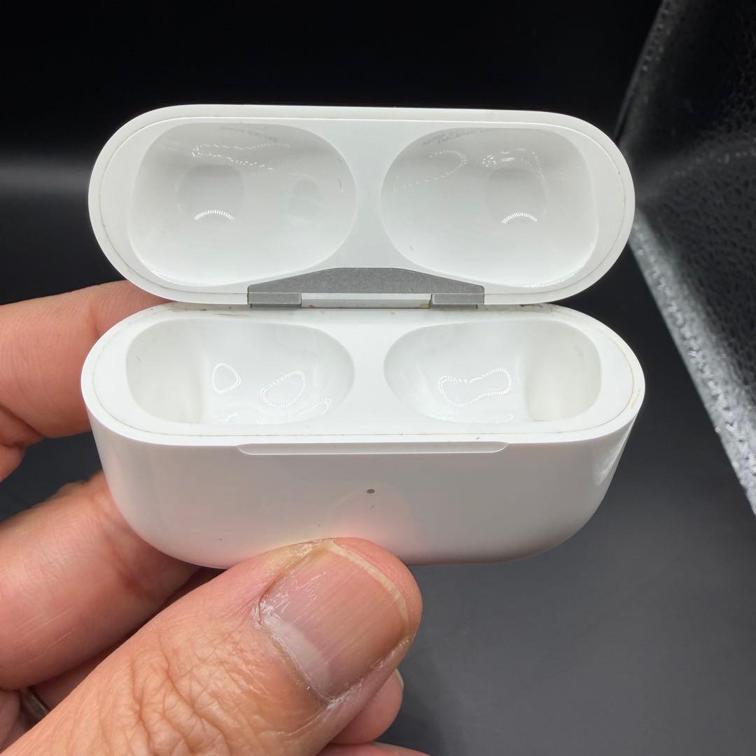 イヤホン Apple AirPods Pro 2 Lightning