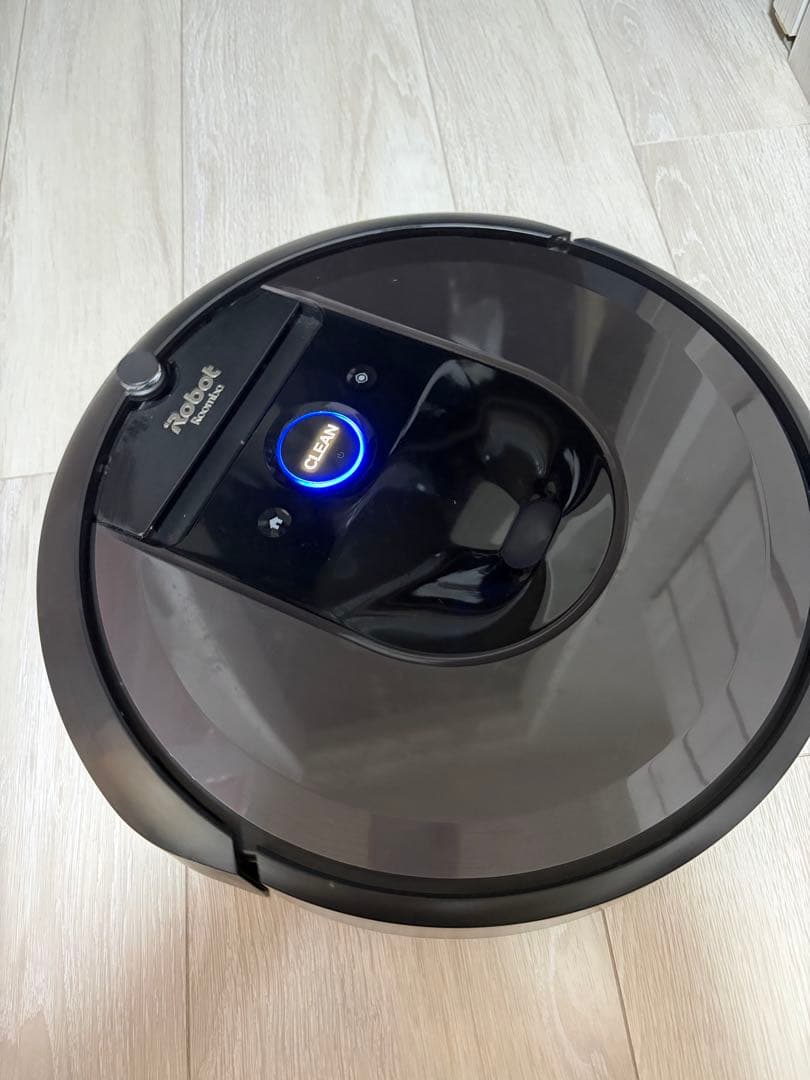 ジャンク品　iRobot ロボット掃除機 ルンバ i7