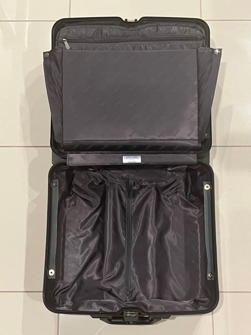 RIMOWA トパーズ 2輪 マットブラック 機内持込可能