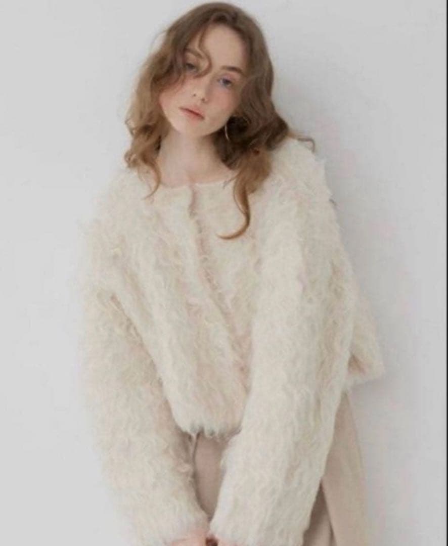 Madison de dolceメゾンドドルチェ　wavy cardigan