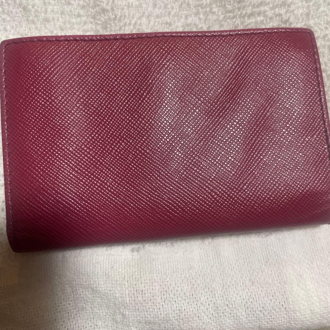PRADA ピンク名刺入れ
