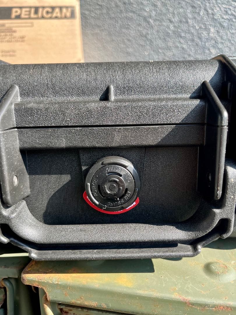 米軍放出未使用品 PELICAN ペリカン1200 ハードケースブラック防水防塵