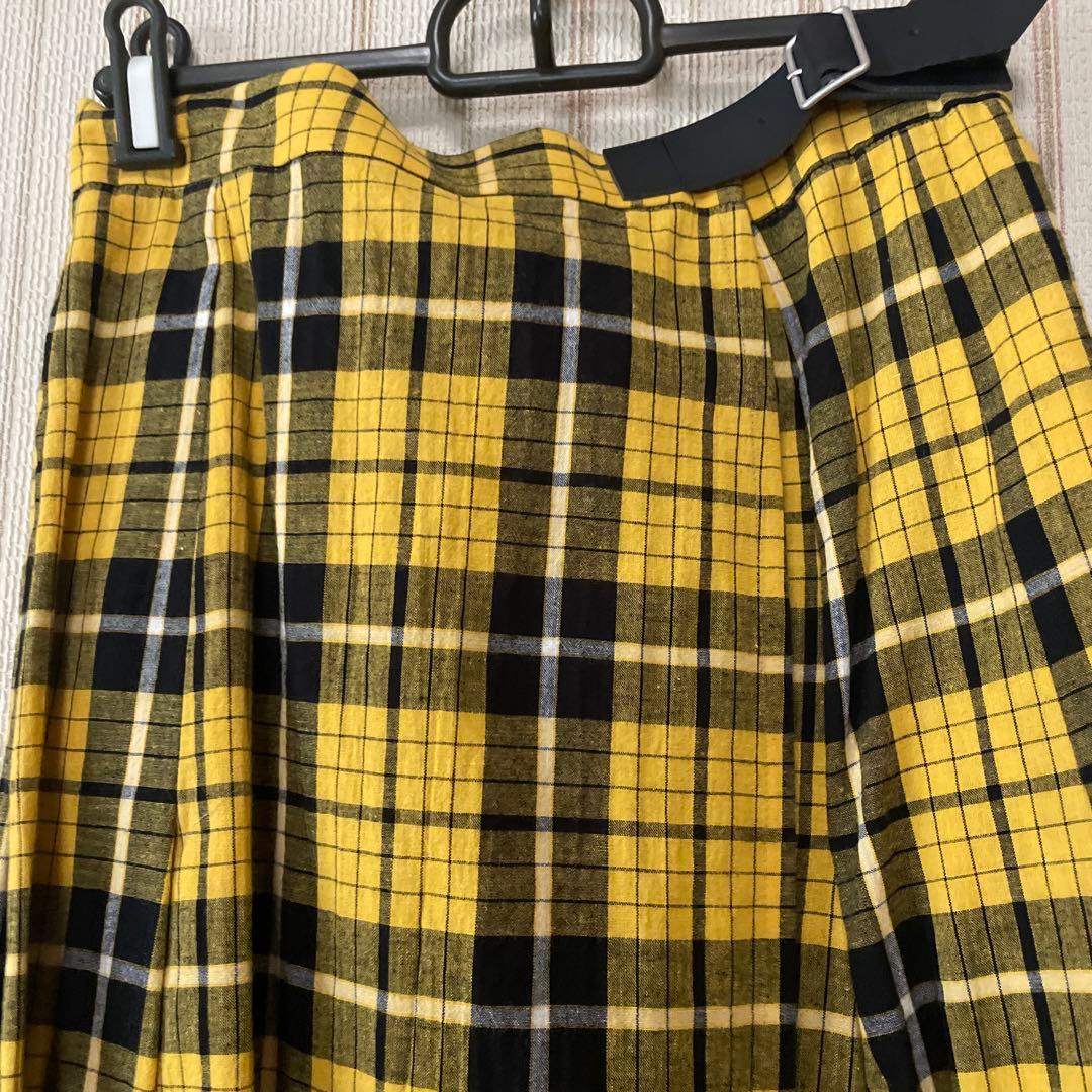 まめ　新品　ミディウミ　イエロー チェックラップスカート