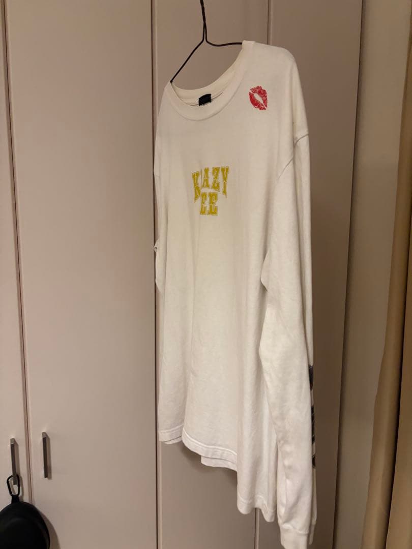 KRAZY BEE ホワイト Tシャツ