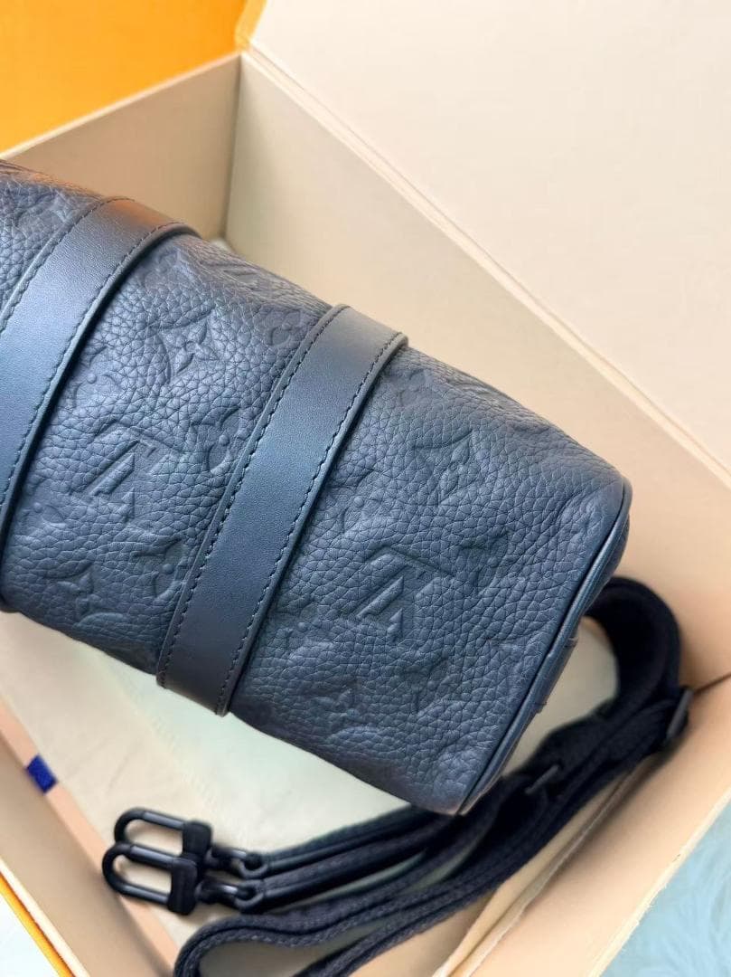 Louis~~ Vuitton ~~ブラック ボストンバッグ
