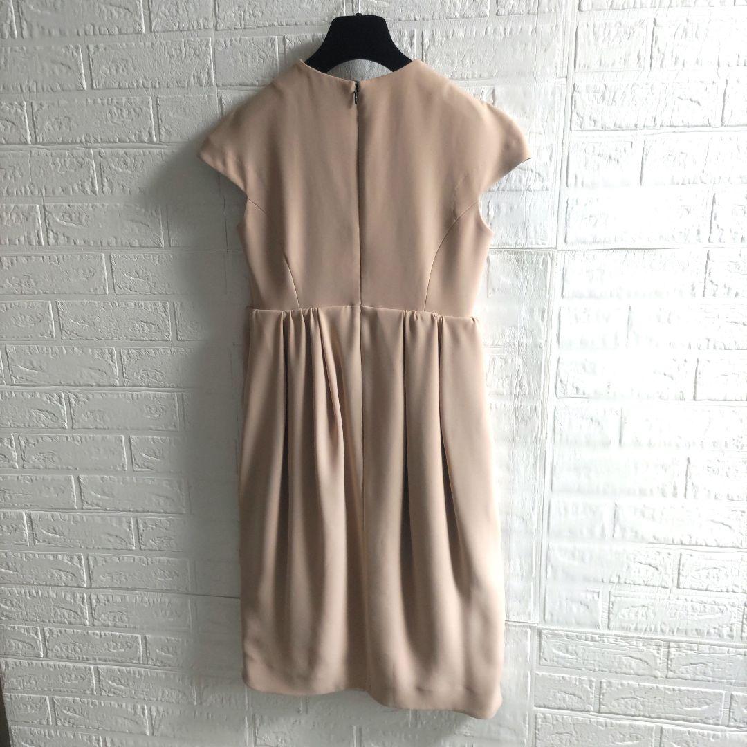 専用✨YOKO CHAN 　ヨーコチャン Vネック バックギャザーワンピース