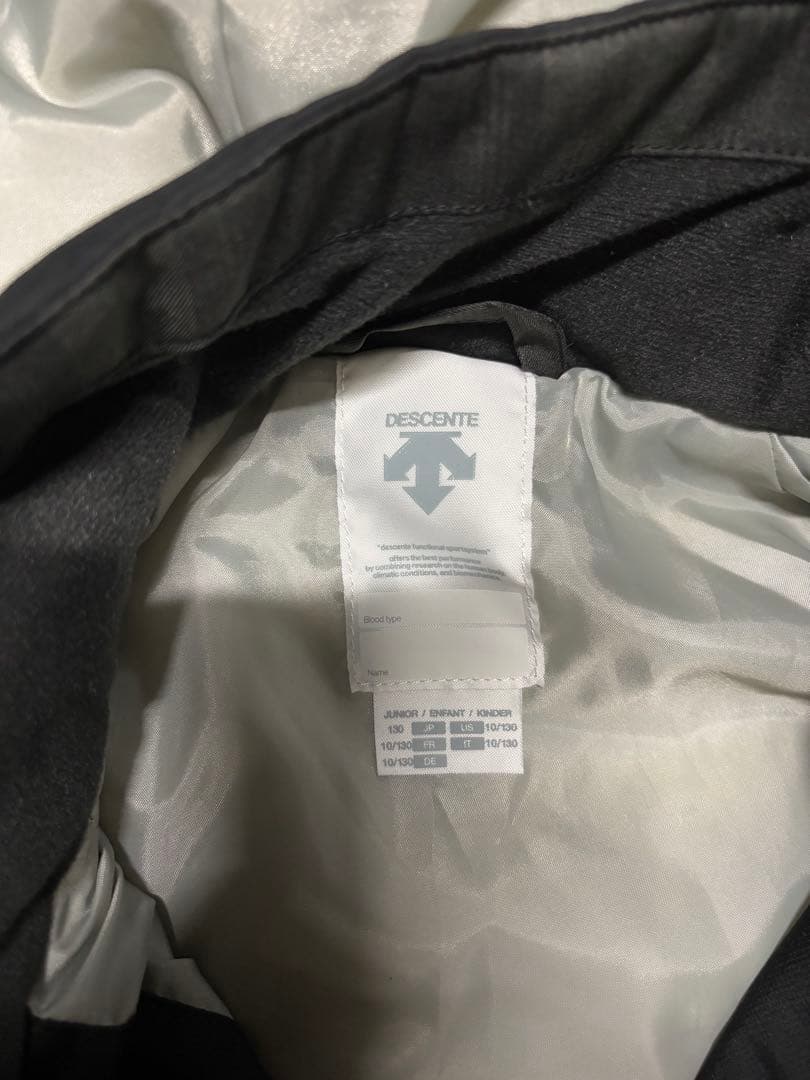 DESCENTE 子ども用スキーウェア 上下セット