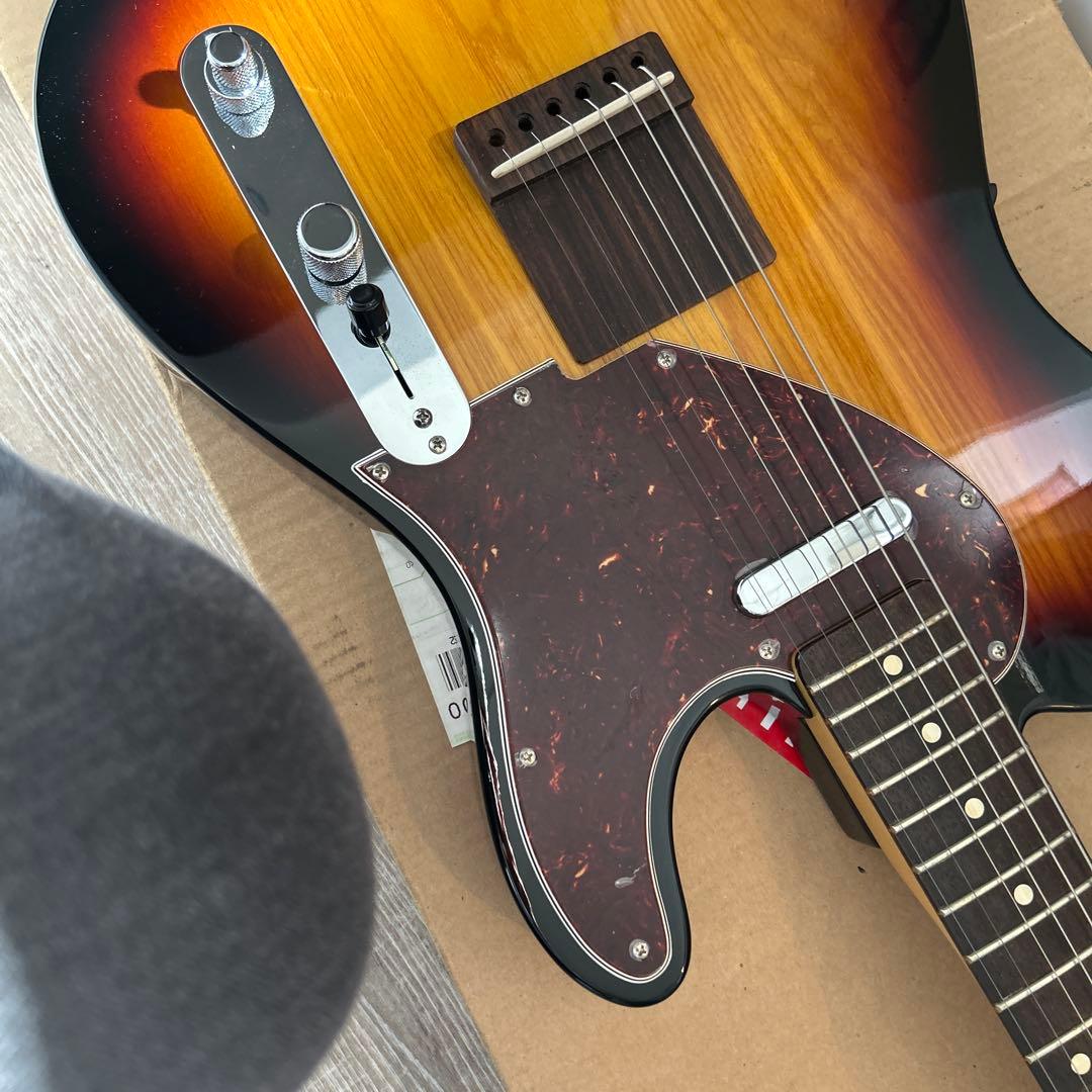 テレキャスタータイプ エレキギター サンバースト Fender