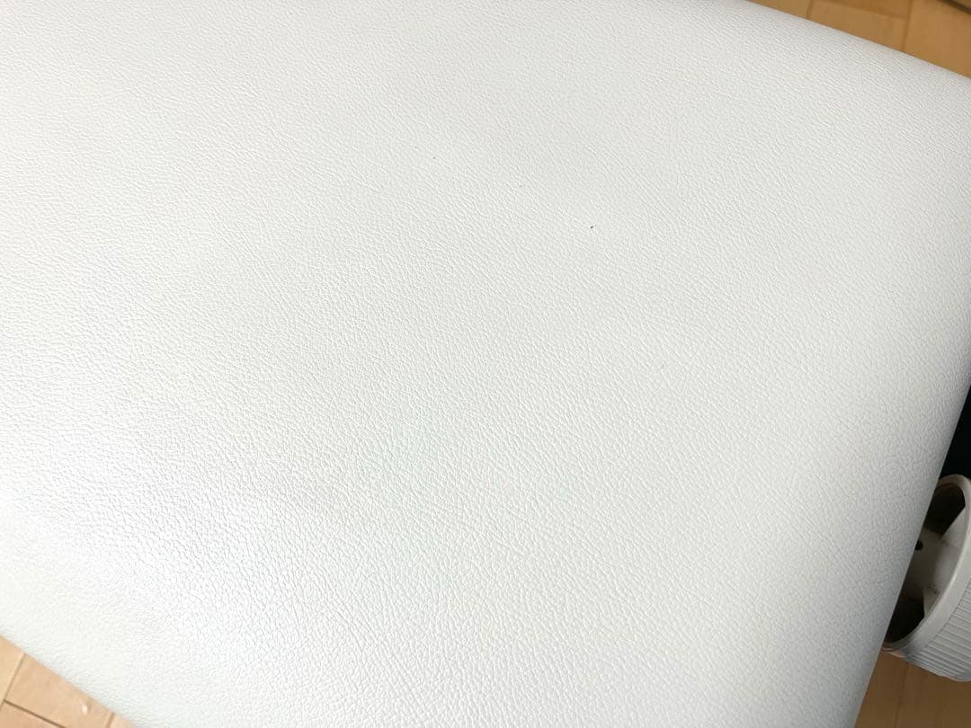 カワイ　CN29A プレミアムホワイトメープル　　2022年製　専用マット付き